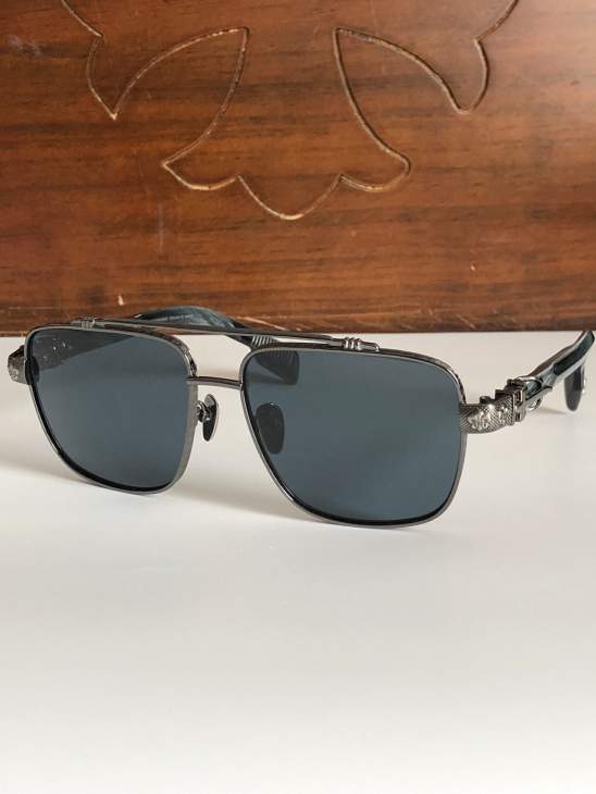 Picture of Chrome Hearts Sunglasses _SKUfw73375602fw